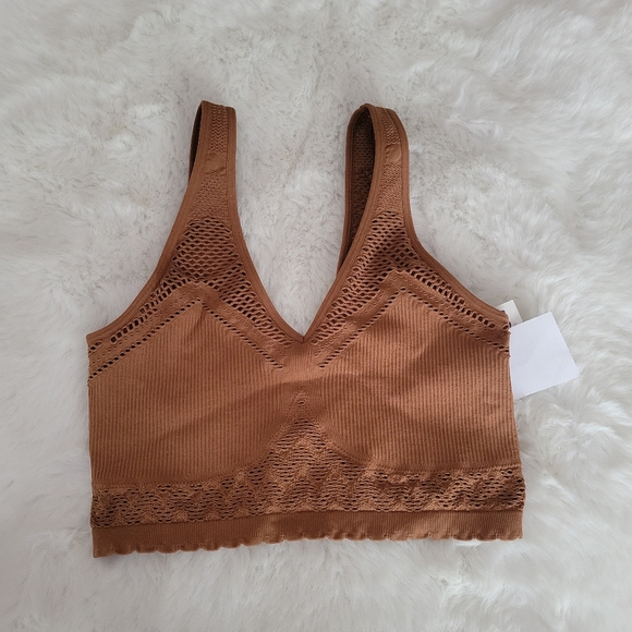 🤎AERIE SUPERCHILL SEAMLESS BRA TOP SIZE M - Picture 6 of 8